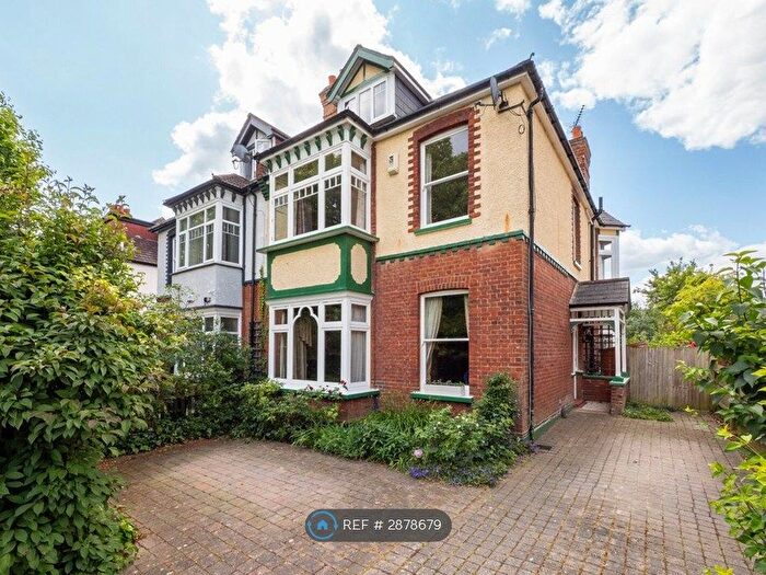 5 Bedroom Semi-detached House To Rent In St. James Road, Sutton, SM1