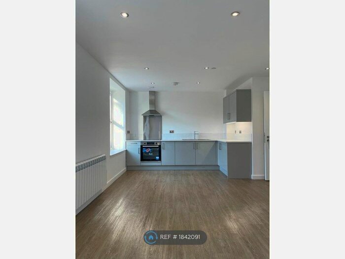 Studio To Rent In St. John's Square, Wolverhampton, WV2