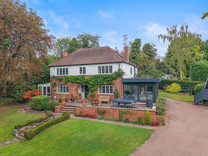 6 Bedroom Detached House For Sale In Lambley Lane, Burton Joyce, Nottingham, NG14