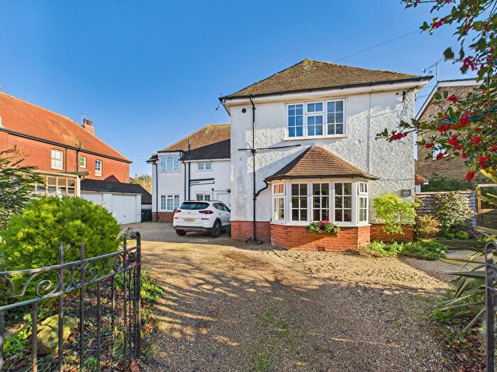 1 Bedroom Flat To Rent In Shakespeare Road, Worthing, BN11