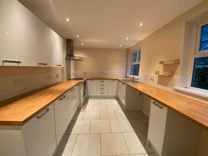 3 Bedroom Terraced House To Rent In Queen Street, Abertillery NP13