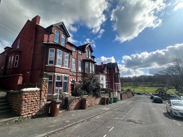 9 Bedroom Flat To Rent In Foxhall Road, Nottingham, NG7