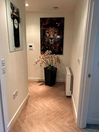 1 Bedroom Flat For Sale In Celandine Grove, London, N14