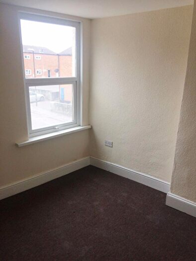 1 Bedroom Flat To Rent In Fox Road, BS5