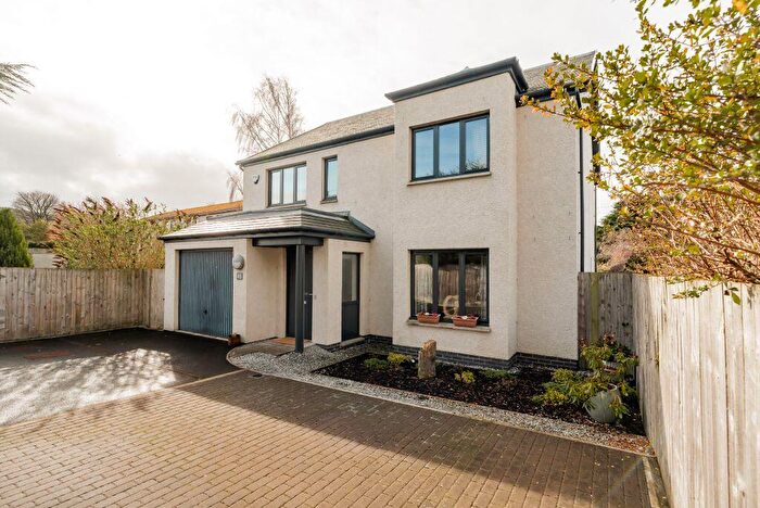 4 Bedroom Detached Villa For Sale In Juniper Avenue, Edinburgh, EH14