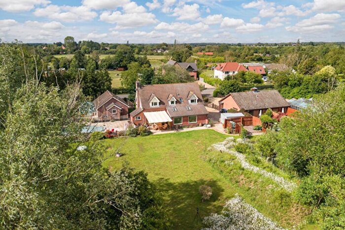 7 Bedroom Detached House For Sale In Walsham Road, Wattisfield, Diss, IP22