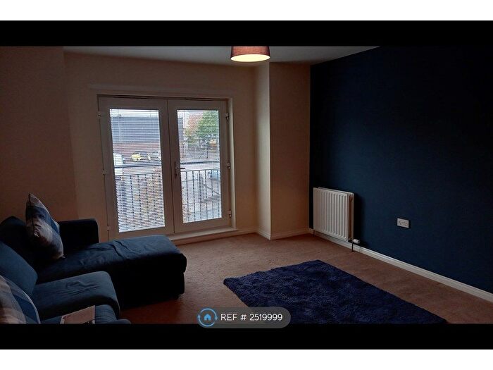 1 Bedroom Flat To Rent In Rowan Wynd, Paisley, PA2
