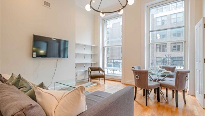 2 Bedroom Flat To Rent In Nottingham Place, Marylebone, W1U