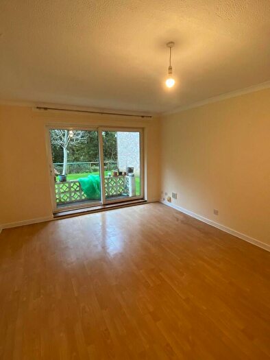 2 Bedroom Flat To Rent In Duchess Way, Bristol, BS16