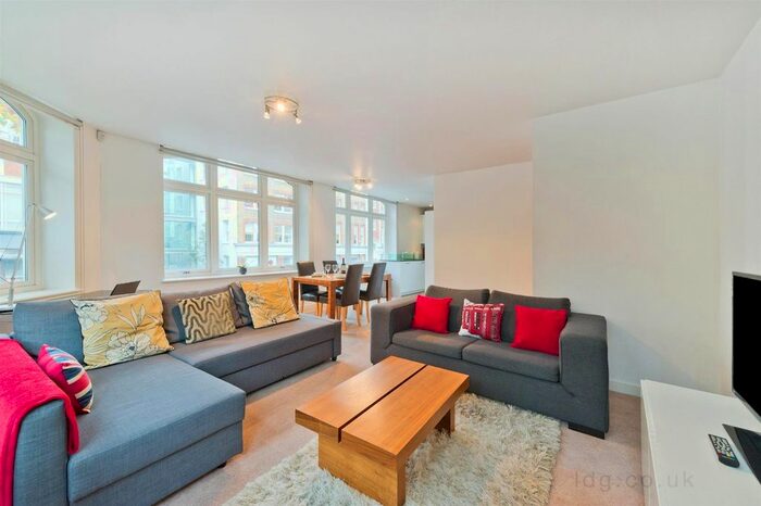 2 Bedroom Flat To Rent In Alfred Place, London, WC1E