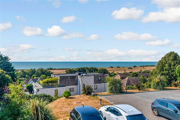 2 Bedroom Flat For Sale In Seabrook Road, Hythe, Kent, CT21