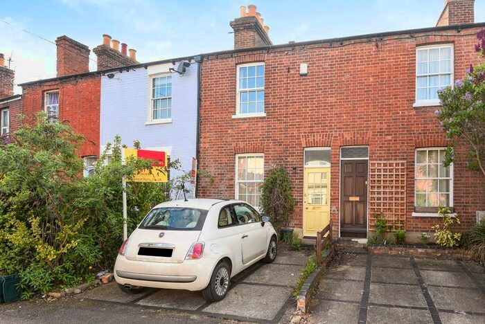 2 Bedroom Terraced House To Rent In Princes Street, St Clements, OX4