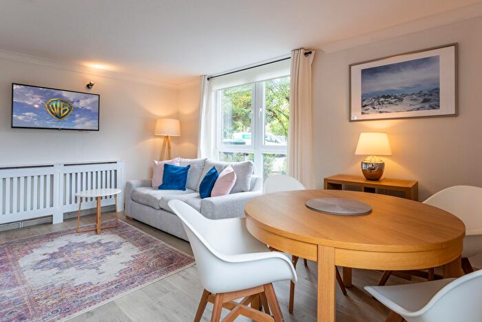 1 Bedroom Flat To Rent In Fair A Far, Cramond, Edinburgh, EH4