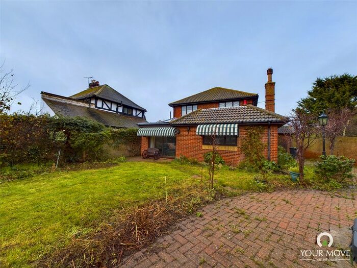 3 Bedroom Detached House To Rent In Green Road, Birchington, Kent, CT7