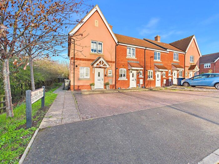 2 Bedroom End Of Terrace House For Sale In Mallow Close, Eynesbury, St. Neots, PE19