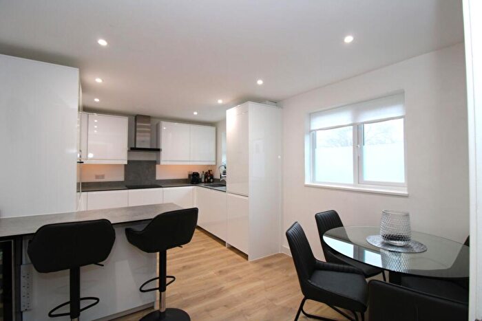 3 Bedroom Terraced House For Sale In Balmoral Close, Stevenage, SG2