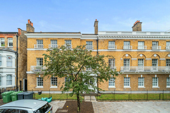 2 Bedroom Apartment To Rent In Chester Way, SE11