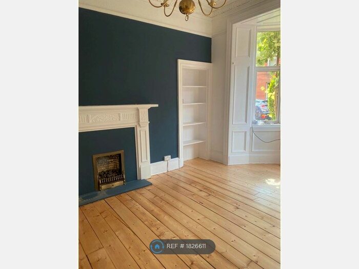 2 Bedroom Flat To Rent In Cartvale Road, Glasgow, G42