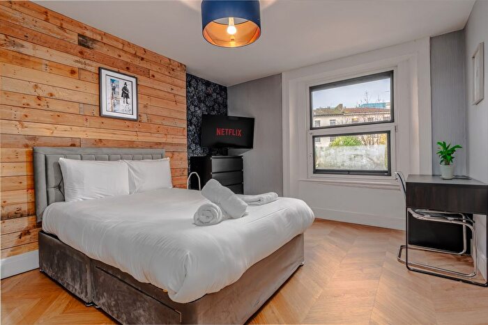 1 Bedroom Flat To Rent In Flat, Cheltenham Road, Bristol, England, BS6