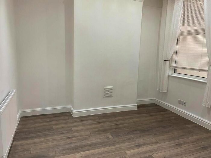 1 Bedroom Flat To Rent In St. Marys Road, Garston, Liverpool L19