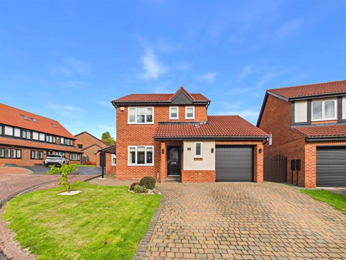 3 Bedroom Detached House For Sale In Monks Wood, North Shields, NE30