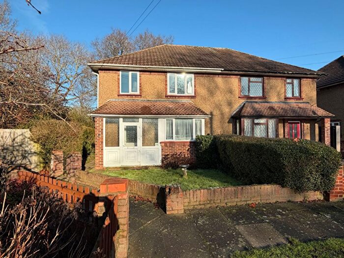 3 Bedroom Semi-Detached House For Sale In Brookside Avenue, Ashford, TW15