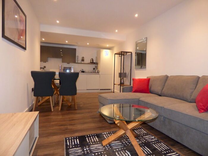 2 Bedroom Flat To Rent In Tenby Street South, Birmingham, B1