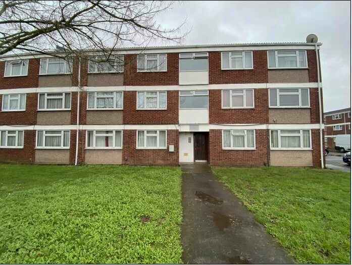 1 Bedroom Flat To Rent In Slough, Berkshire, SL3