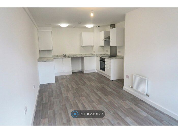 2 Bedroom Flat To Rent In Bridewell Court, Wrexham, LL13