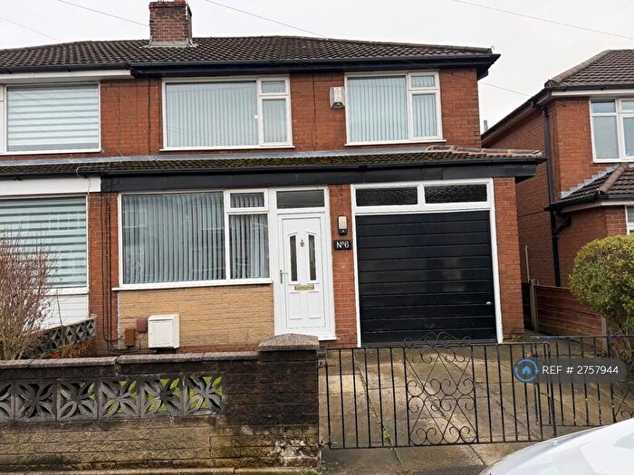 3 Bedroom Semi Detached House To Rent In Valdene Drive, Bolton, BL4