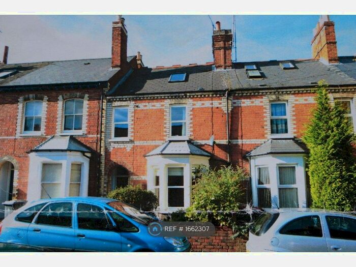 5 Bedroom Terraced House To Rent In Donnington Road, Reading, RG1