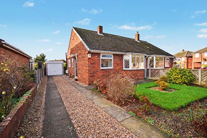 2 Bedroom Bungalow For Sale In Deneside, Ossett, West Yorkshire, WF5