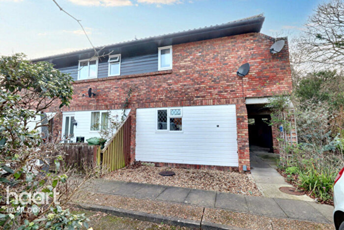 1 Bedroom Apartment For Sale In Bartlow Side, Basildon, SS13