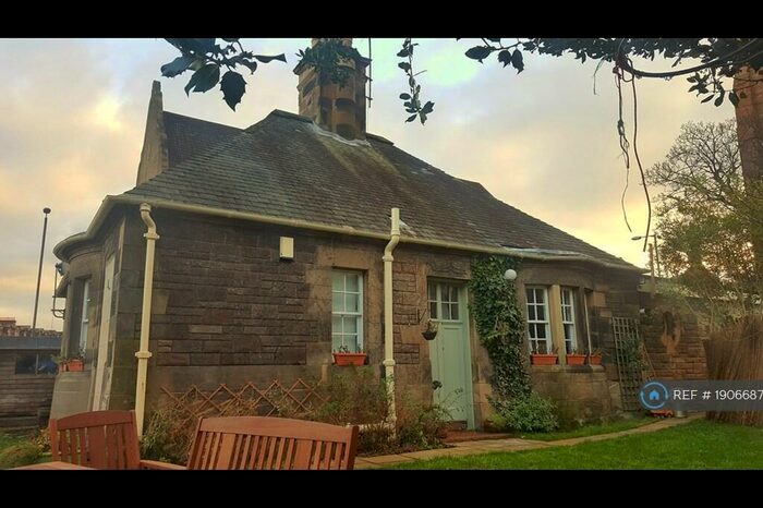 5 Bedroom Detached House To Rent In Dean Path, Edinburgh, EH4