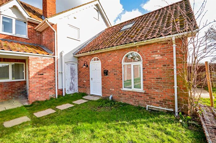 1 Bedroom End Of Terrace House To Rent In Heveningham, IP19