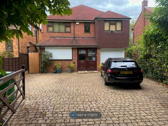 4 Bedroom Detached House To Rent In Upton Park, Slough, SL1