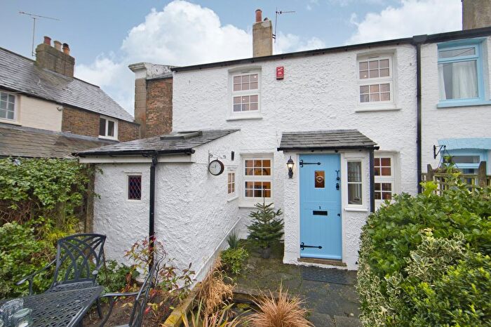 2 Bedroom Semi-detached House For Sale In Nelson Street, Deal, Kent, CT14