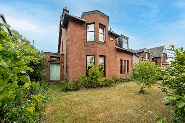 4 Bedroom Detached House For Sale In Manse Road, Newmains, ML2