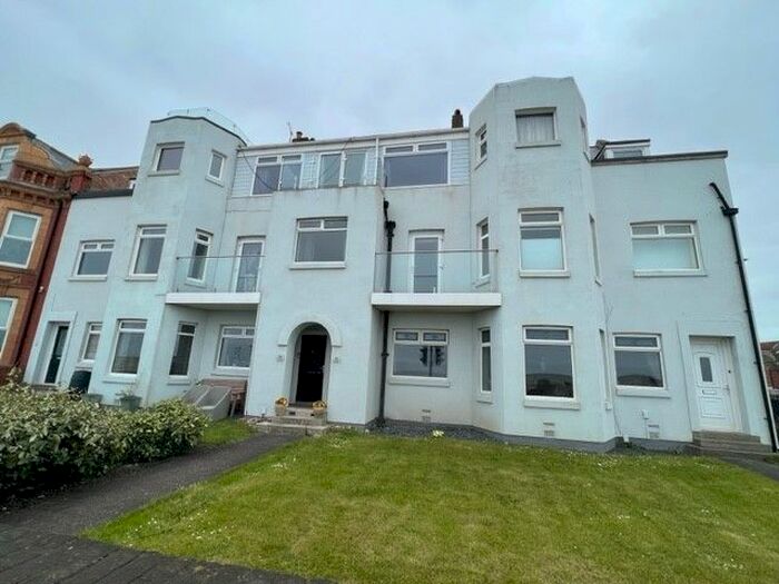 3 Bedroom Maisonette To Rent In East Parade, Whitley Bay, NE26
