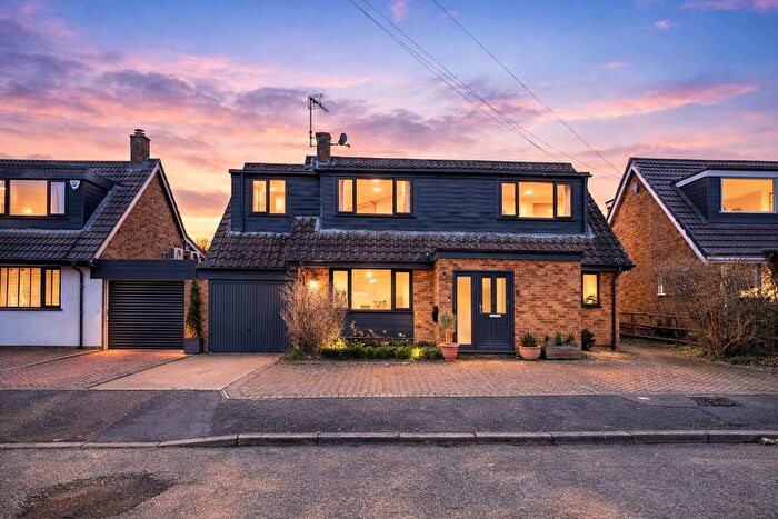 4 Bedroom Detached House For Sale In Hillside Road, Piddington, Northampton, NN7