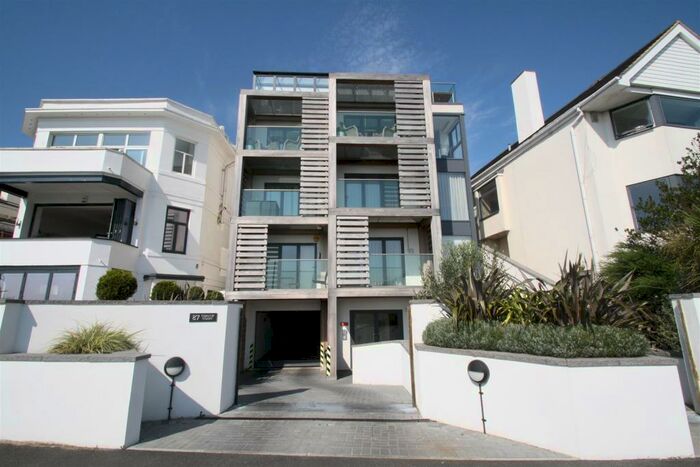 2 Bedroom Apartment To Rent In Chalkwell Esplanade, Westcliff-On-Sea, SS0