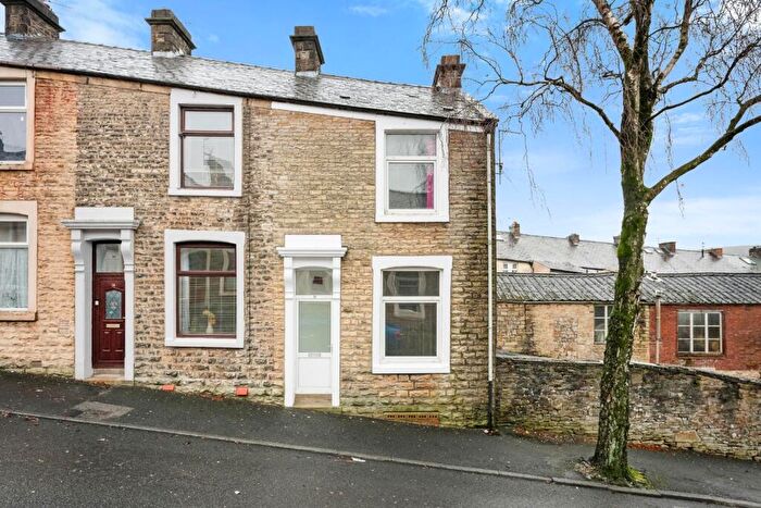 3 Bedroom End Of Terrace House For Sale In Atlas Road, Darwen, BB3