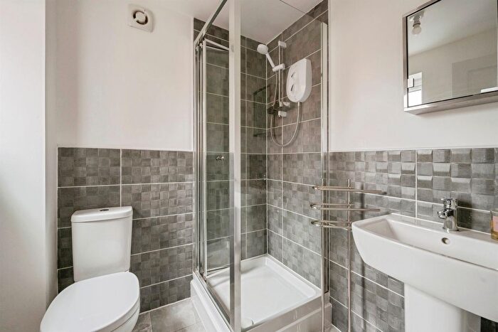 4 Bedroom Detached House For Sale In Stayers Road, Bessacarr, Doncaster, DN4