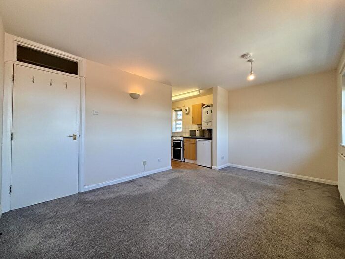 1 Bedroom Flat To Rent In Avenue Road, SE20