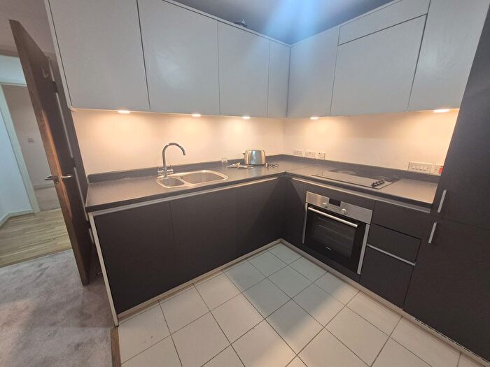 2 Bedroom Flat To Rent In Quadrant Court, Empire Way, Wembley, HA9