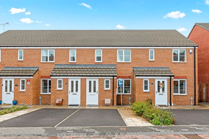 2 Bedroom Mews For Sale In Lundhill View, Wombwell, Barnsley, S73