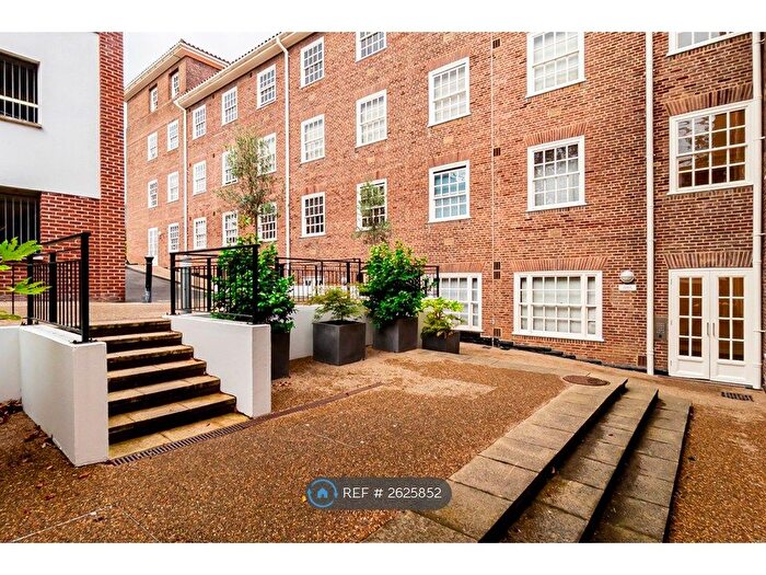 2 Bedroom Flat To Rent In Gilbert Scott Building, London, SW15