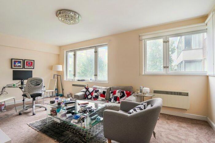 1 Bedroom Flat To Rent In Southwick Street, London, W2