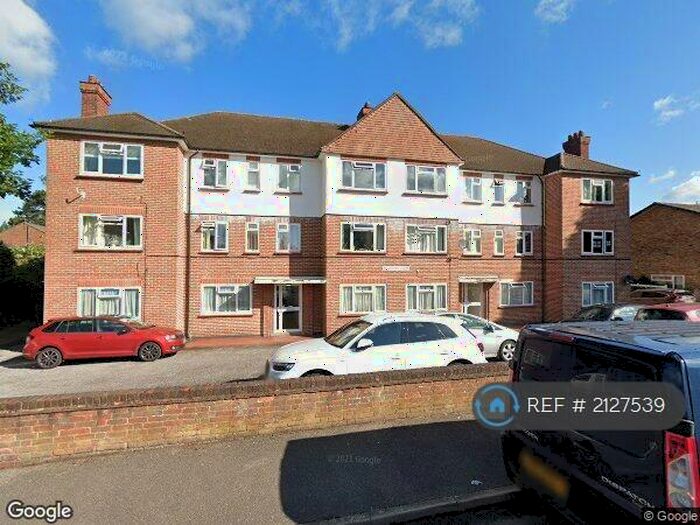3 Bedroom Flat To Rent In Devonshire Road, Pinner, HA5