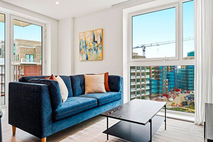 2 Bedroom Apartment To Rent In Southlake Road, Lombard Square, Plumstead, SE28